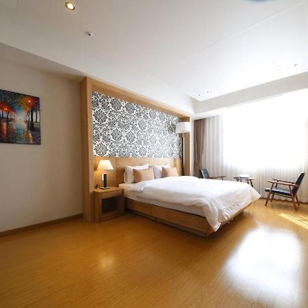 Lake 45 Hotel Naju Exterior photo