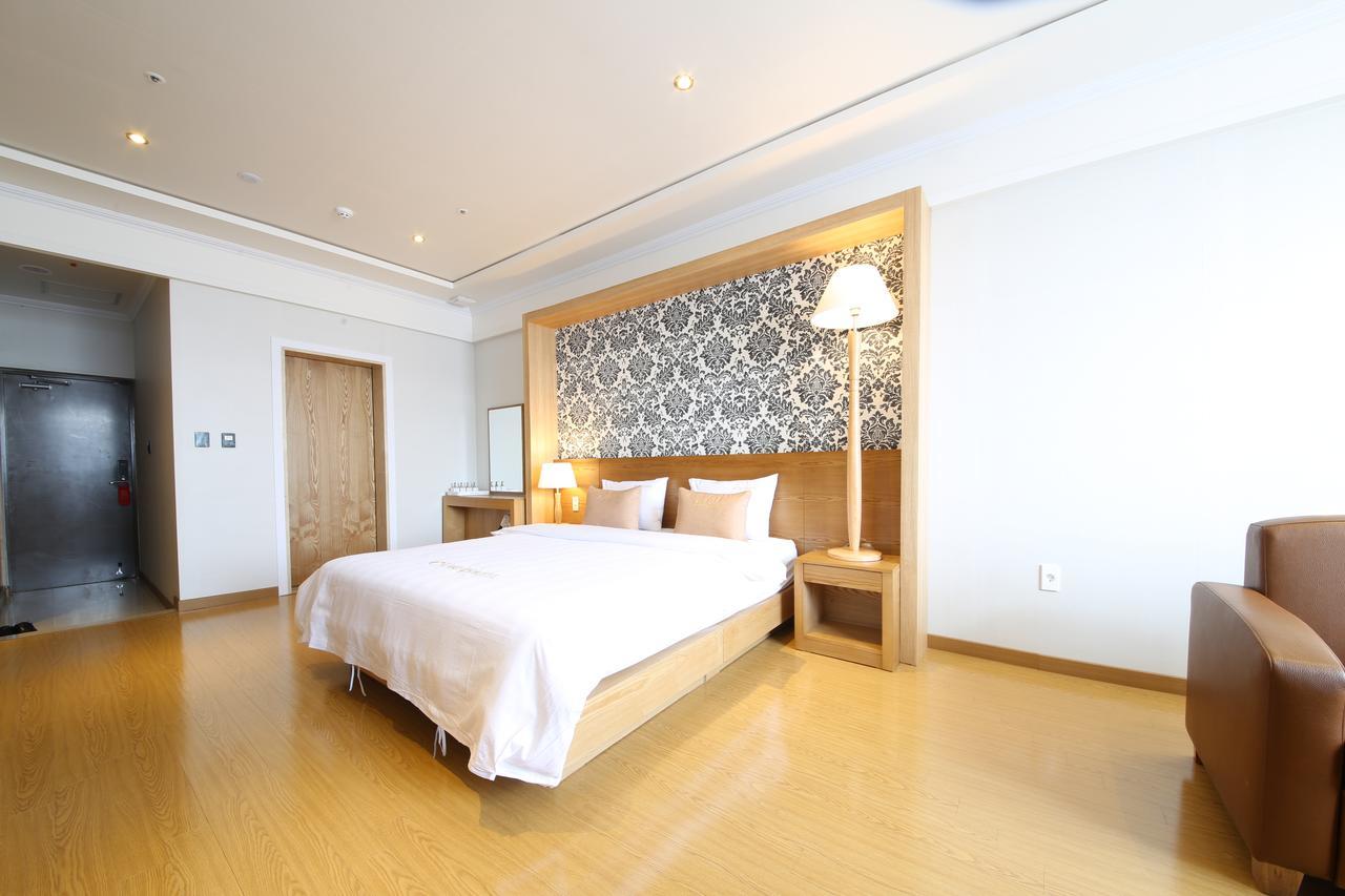 Lake 45 Hotel Naju Exterior photo