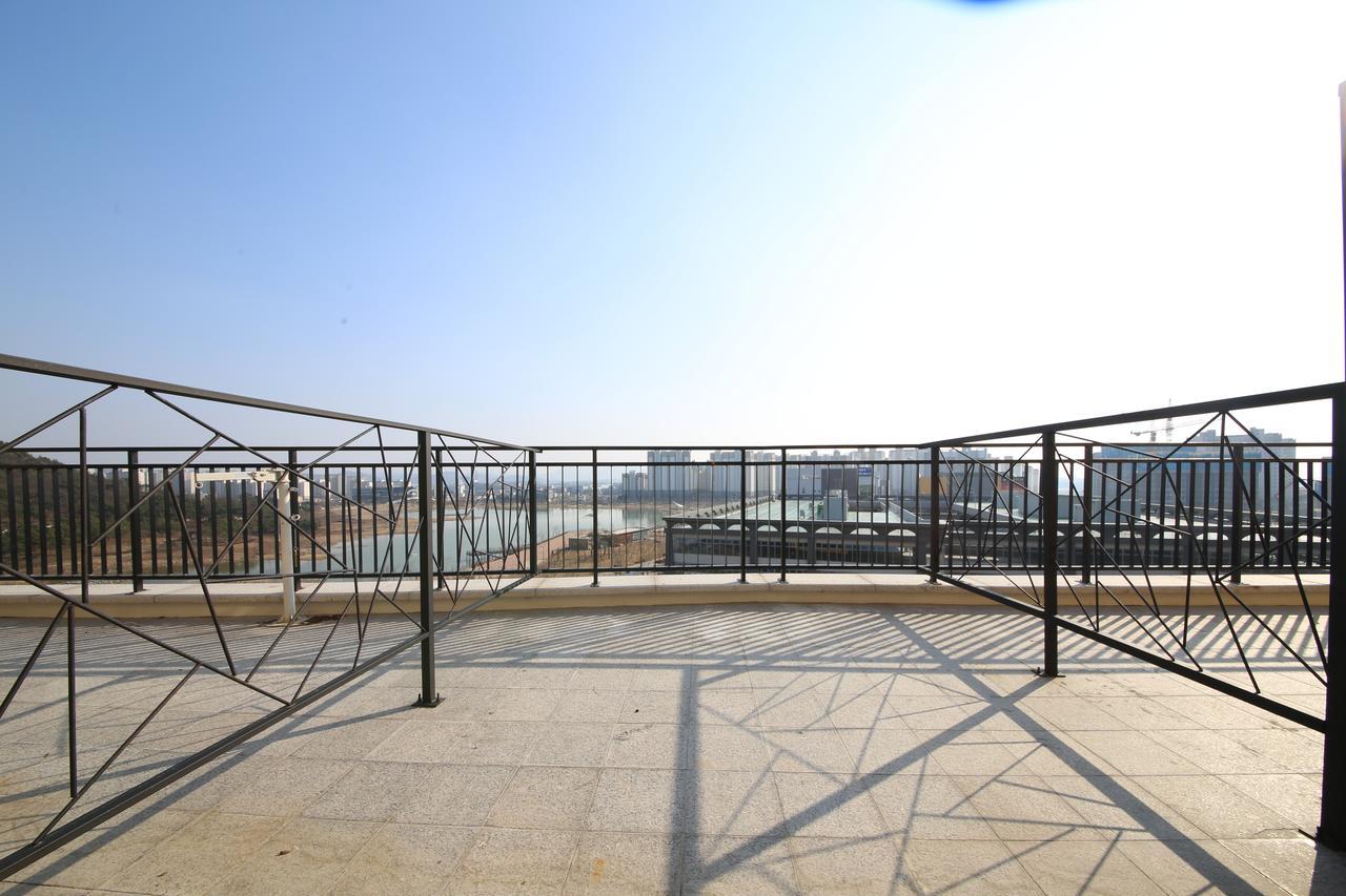 Lake 45 Hotel Naju Exterior photo